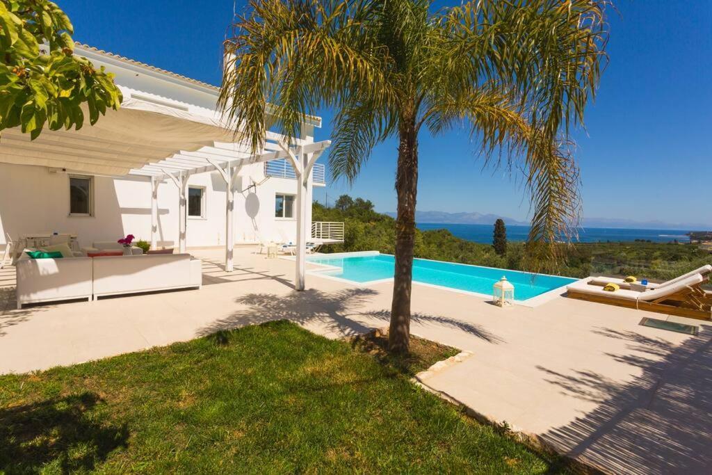 Koroni - Villa Merkouri - Entire Villa With Panoramic View ภายนอก รูปภาพ