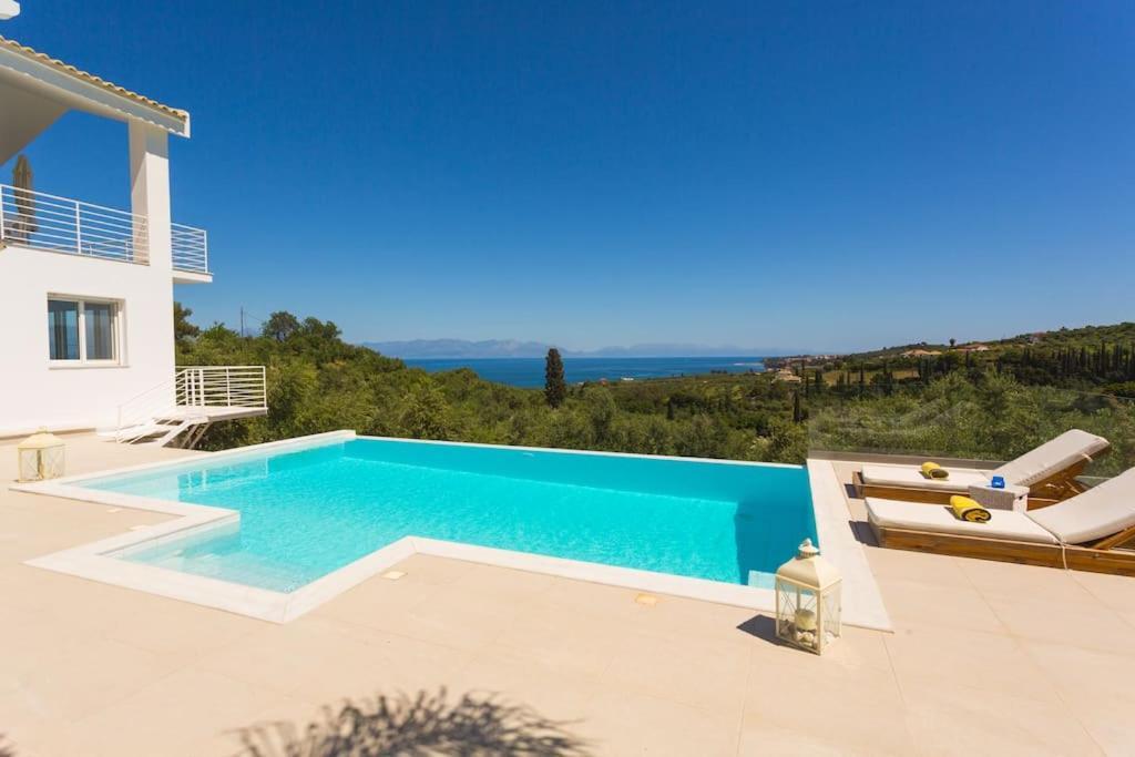 Koroni - Villa Merkouri - Entire Villa With Panoramic View ภายนอก รูปภาพ